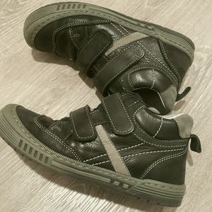 Ciciban Boy's Leather Velcro Shoes